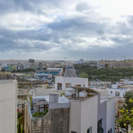 Willa Stunning 4br With Huge Terrace In Kappara By 360 Estates
