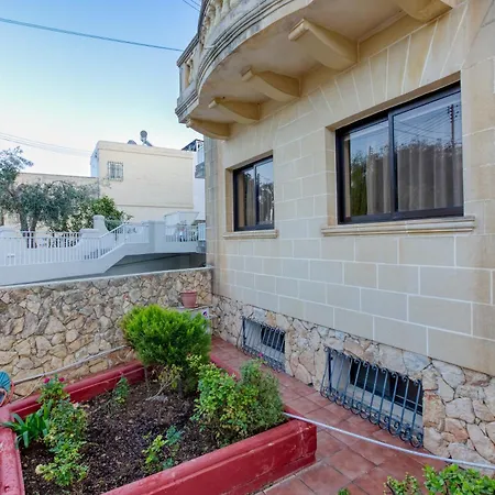 Stunning 4br With Huge Terrace In Kappara By 360 Estates *