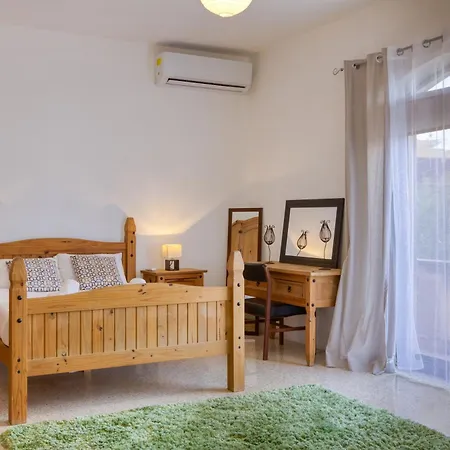 Willa Stunning 4br With Huge Terrace In Kappara By 360 Estates