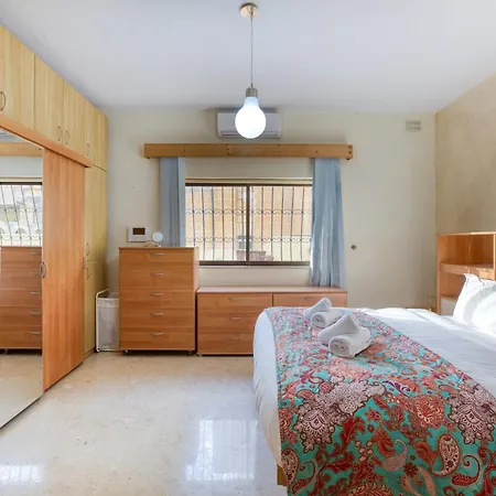Villa Stunning 4br With Huge Terrace In Kappara By 360 Estates *