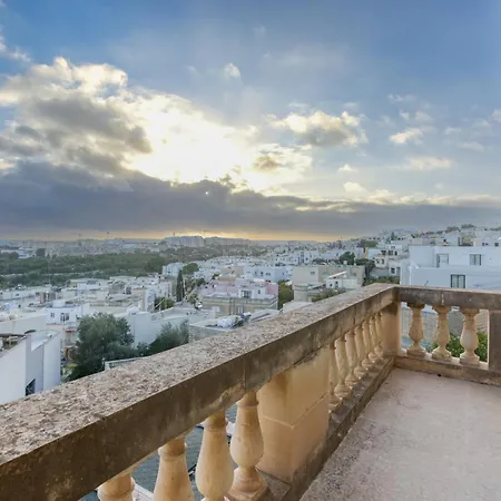 Stunning 4br With Huge Terrace In Kappara By 360 Estates Villa
